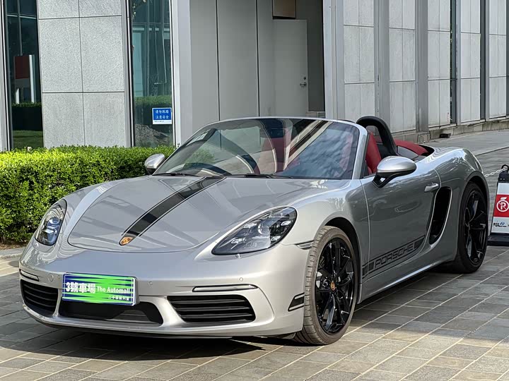 Porsche 718, 2023 — купить в Иванове под ключ