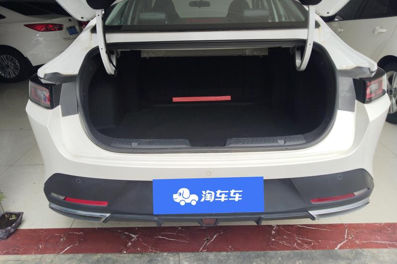 Changan Eado Plus, 2024 — фото 7 из 8