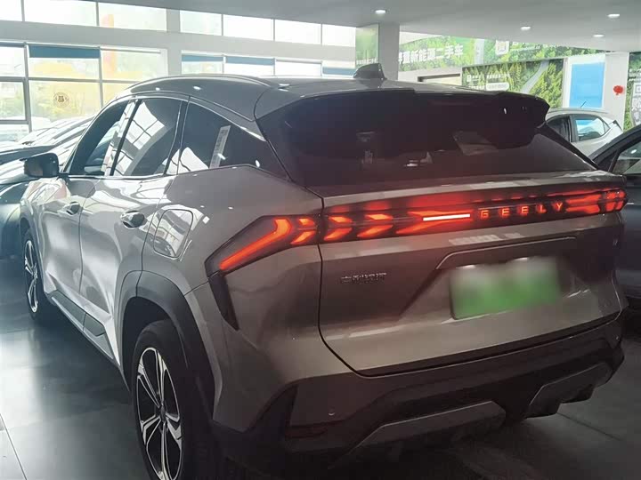 Geely Galaxy L7, 2023 — фото 5 из 9