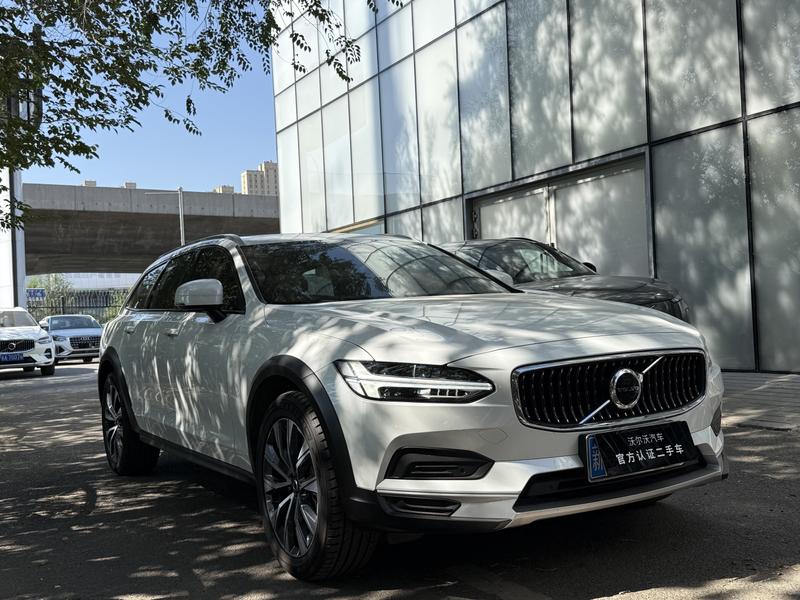 Volvo V90, 2025 — фото 3 из 10