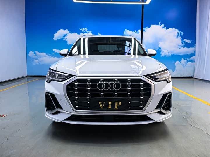 Audi Q3, 2022 — фото 2 из 9