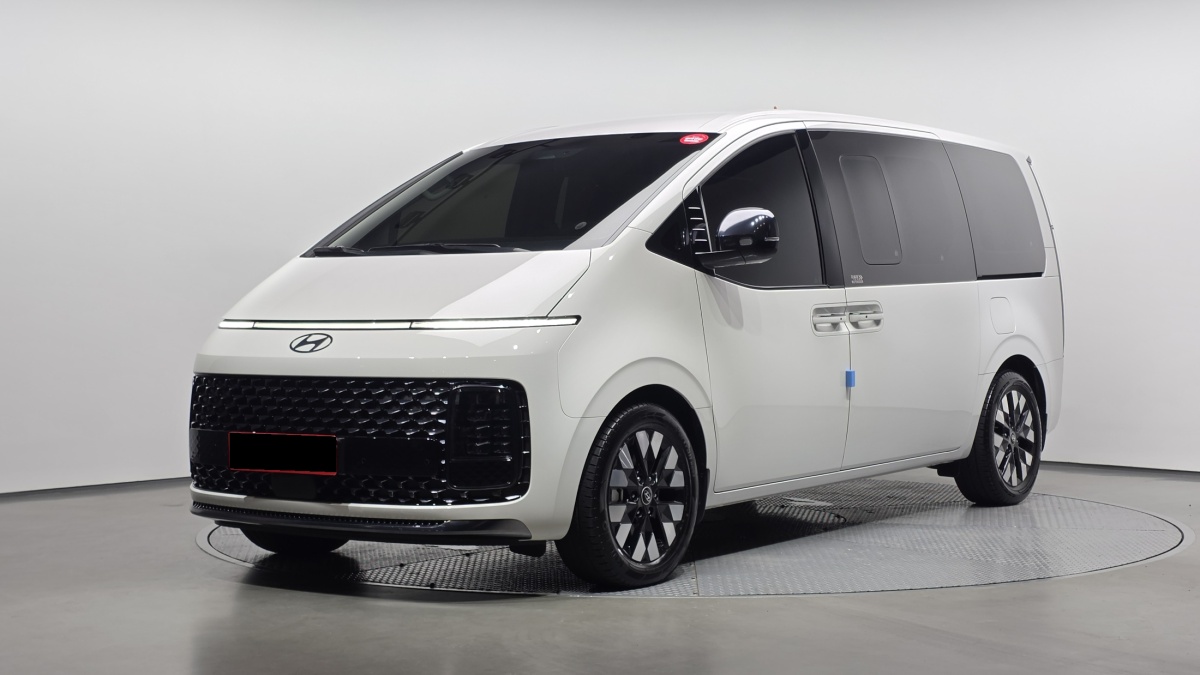 Hyundai Staria, 2025 — купить в Санкт-Петербурге под ключ