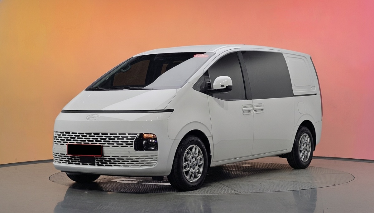 Hyundai Staria, 2025 — купить в Белгороде под ключ