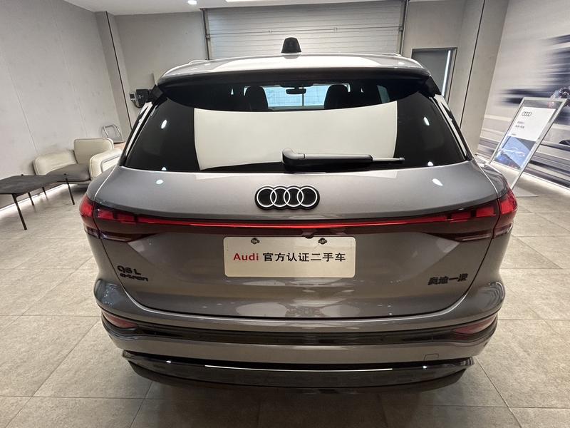 Audi Q6L e-tron, 2025 — фото 3 из 10