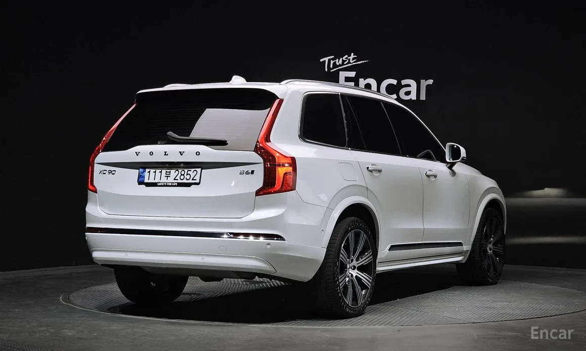 Volvo XC90, 2023 — фото 2 из 12