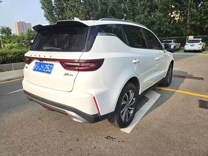 Geely Vision X6, 2022 — фото 5 из 9