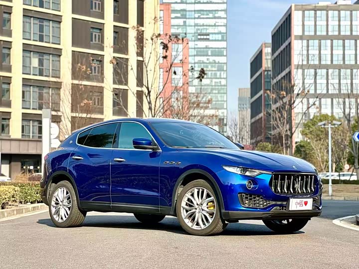 Maserati Levante, 2021 — фото 3 из 9