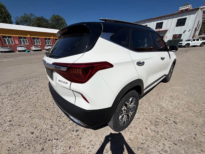 Kia KX3, 2022 — фото 6 из 9