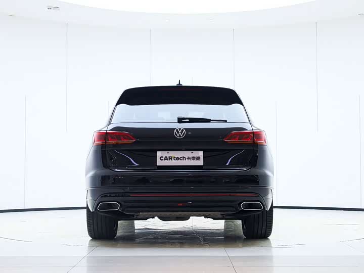 Volkswagen Touareg, 2024 — фото 6 из 9