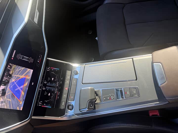 Audi A7L, 2023 — фото 8 из 9