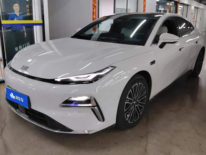 Geely Galaxy Starshine 8 EM-i, 2025 — купить в Нижнем Новгороде под ключ