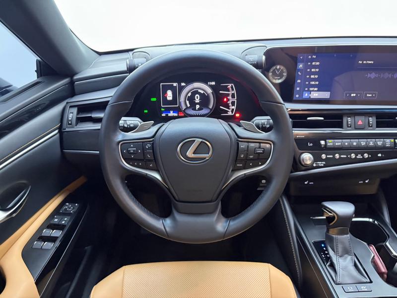 Lexus ES, 2023 — фото 10 из 12