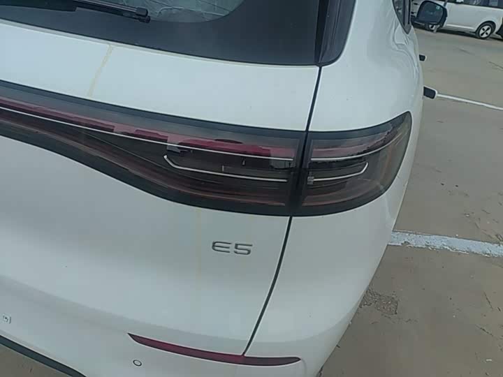 Geely Galaxy E5, 2026 — фото 8 из 9