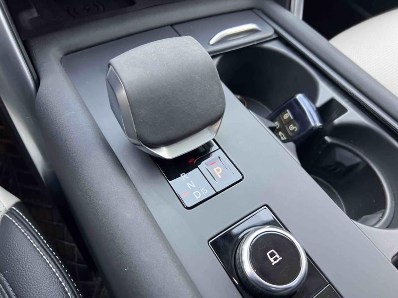 Land Rover Discovery, 2023 — фото 12 из 12