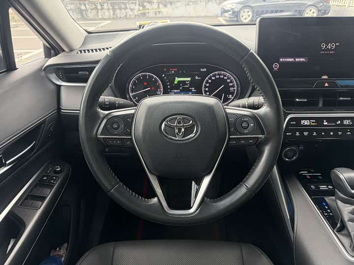 Toyota Harrier, 2023 — фото 5 из 9