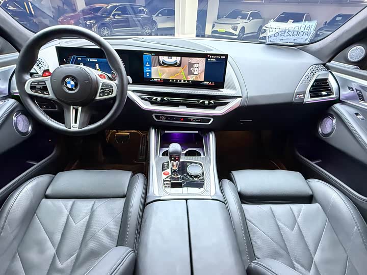 BMW XM, 2024 — фото 2 из 9