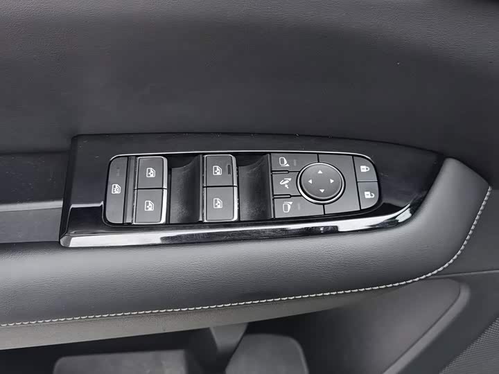 Nissan Pathfinder, 2024 — фото 9 из 9