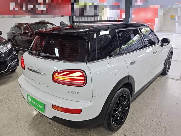 Mini Clubman, 2023 — фото 7 из 9