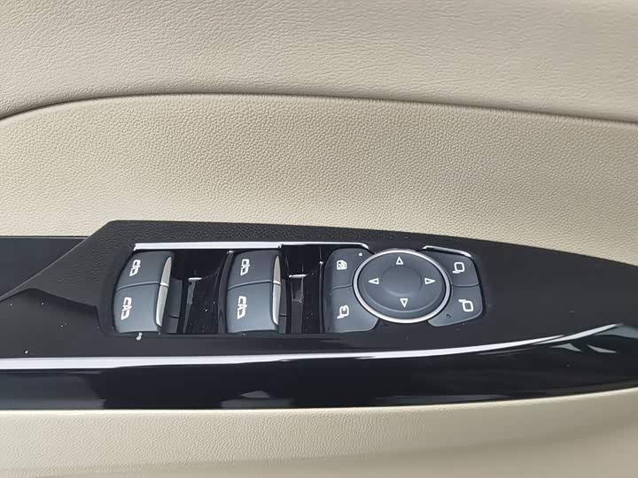 Buick GL8 Hybrid, 2025 — фото 9 из 9