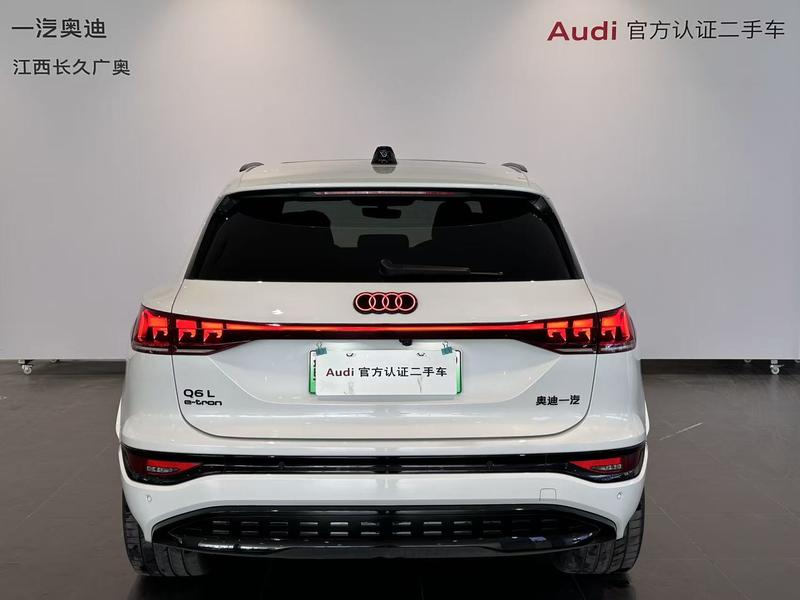 Audi Q6L e-tron, 2025 — фото 3 из 12
