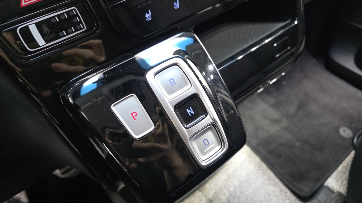 Hyundai Staria, 2022 — фото 8 из 12