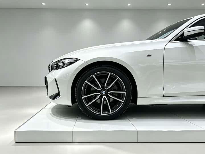BMW 3 Series, 2024 — фото 7 из 9