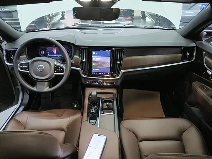 Volvo V90, 2022 — фото 6 из 9