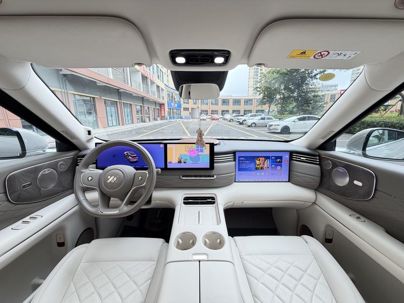 IM motors LS9, 2025 — фото 7 из 11
