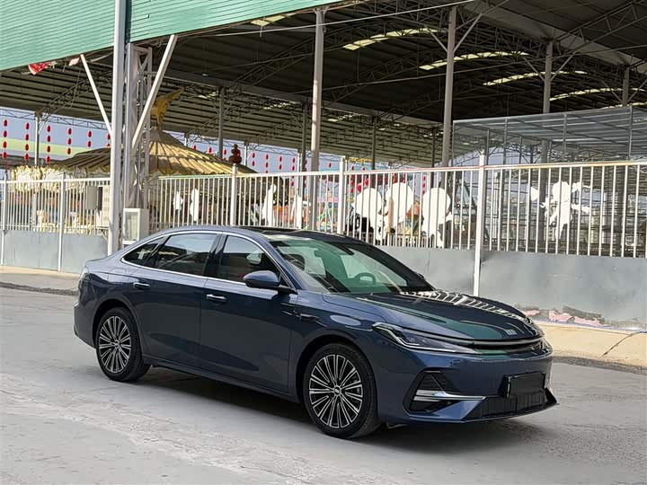 Geely Galaxy A7, 2025 — фото 3 из 9