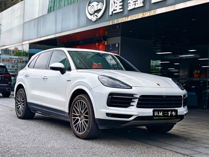 Porsche Cayenne Hybrid, 2022 — фото 7 из 9