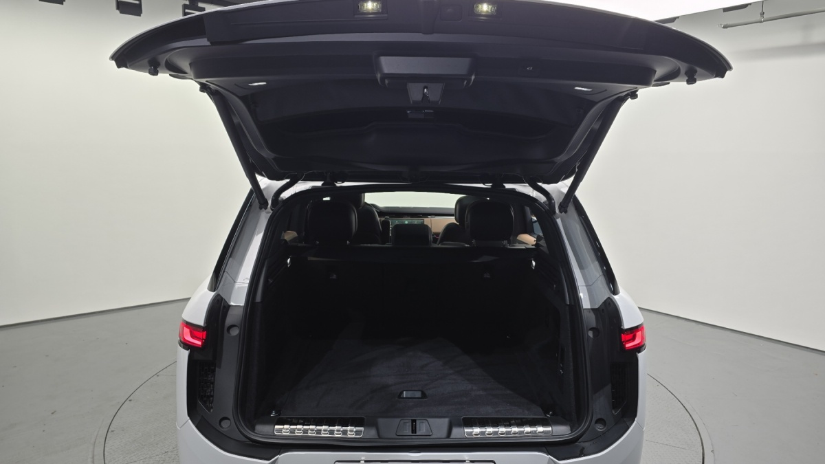 Land Rover Range Rover Sport, 2025 — фото 10 из 12