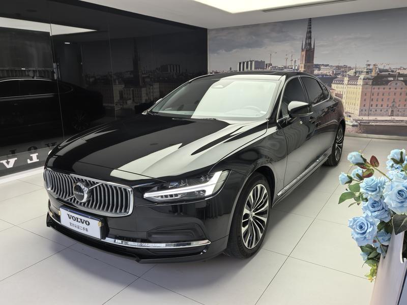 Volvo S90, 2025 — купить в Тамбове под ключ