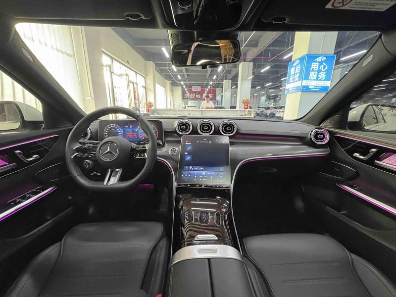 Mercedes-Benz C-Class, 2025 — фото 9 из 12