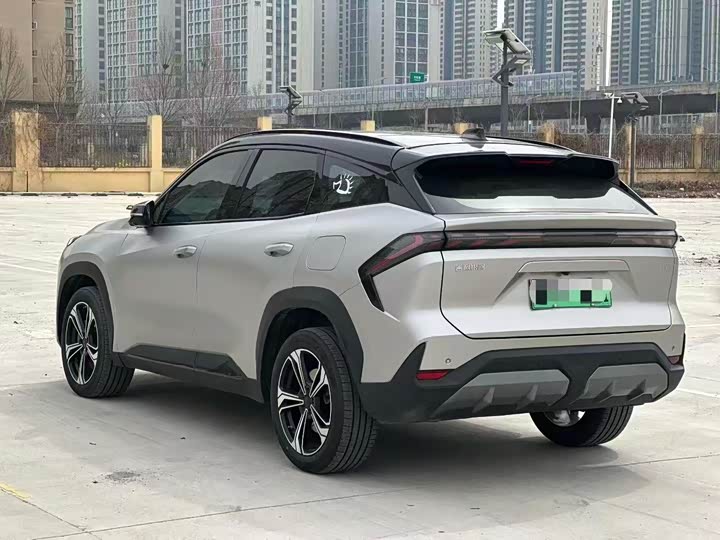 Geely Galaxy L7, 2023 — фото 7 из 7
