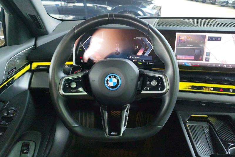 BMW i5, 2025 — фото 9 из 12