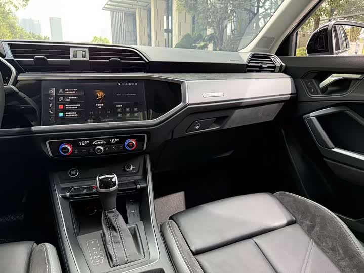Audi Q3 Sportback, 2022 — фото 9 из 9