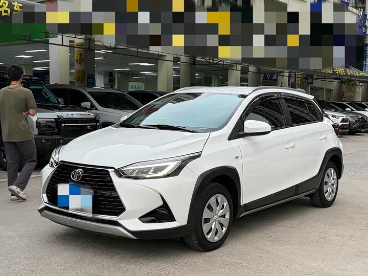 Toyota Yaris L Hatchback, 2023 — купить в Калуге под ключ