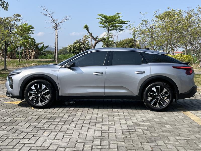 Citroen C5 X, 2023 — фото 4 из 12
