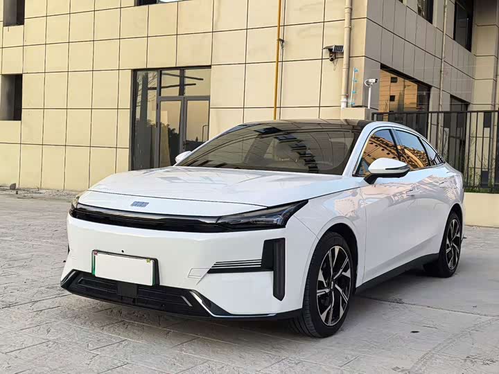 Geely Galaxy L6, 2023 — купить в Туле под ключ