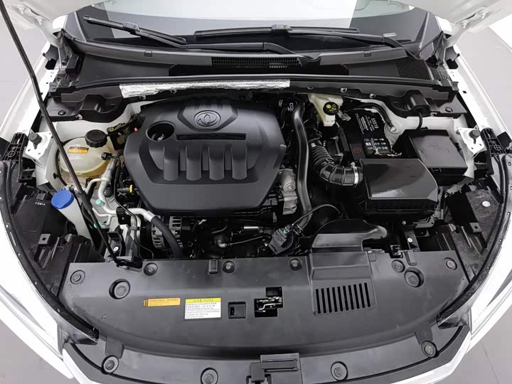 Dongfeng Aeolus Yixuan GS, 2022 — фото 6 из 9