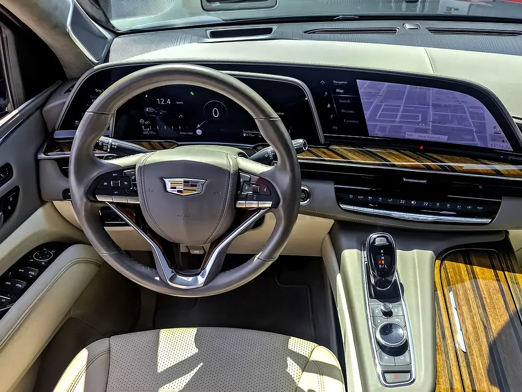 Cadillac Escalade, 2023 — фото 10 из 10