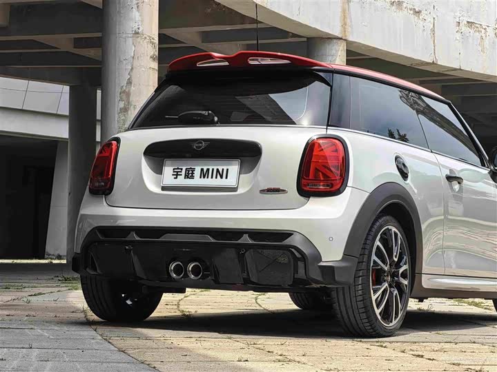 Mini Mini JCW, 2021 — фото 5 из 9
