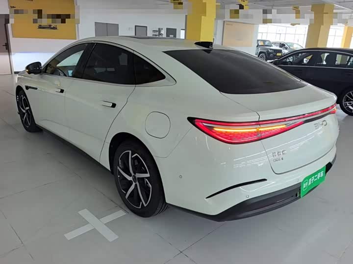 BYD Seal 07 DM-i Hybrid, 2025 — фото 5 из 9
