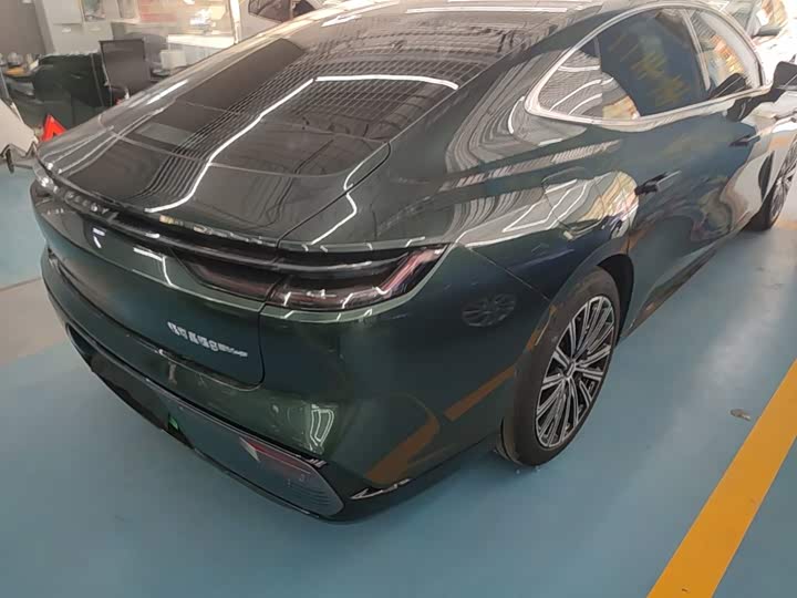 Geely Galaxy Starshine 8 EM-i, 2025 — фото 8 из 9