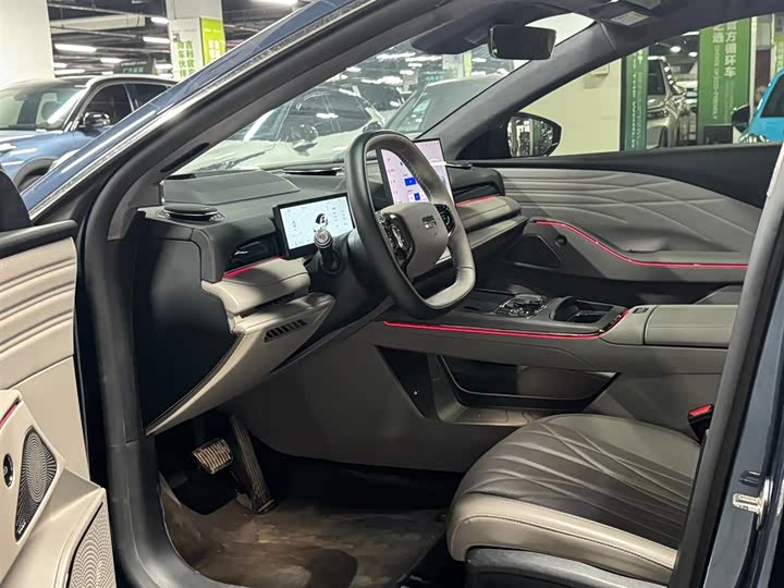 Geely Galaxy Starshine 8 EM-i, 2025 — фото 6 из 9