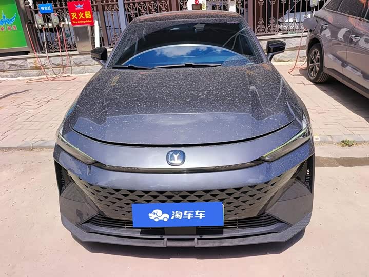 Changan UNI-V Hybrid, 2024 — фото 2 из 9