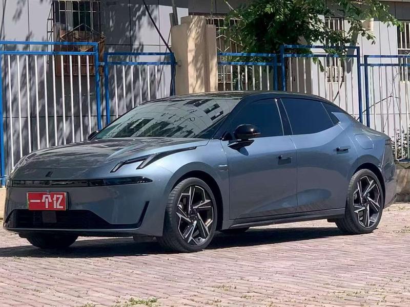 Lynk & Co 07 EM-P Hybrid, 2025 — купить в Чебоксарах под ключ