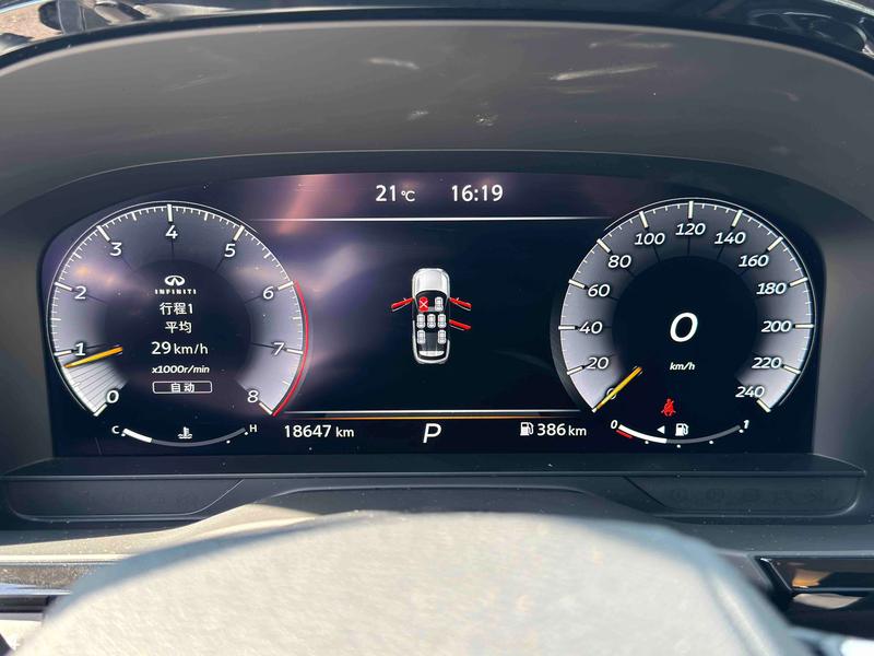 Infiniti QX60, 2023 — фото 6 из 12
