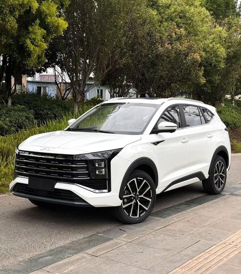 JAC X8 Plus, 2024 — купить в Костроме под ключ