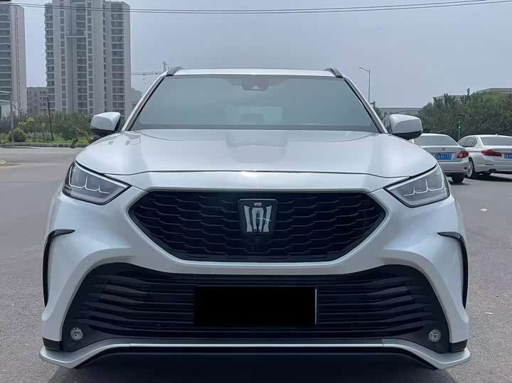 Toyota Crown Kluger, 2023 — фото 2 из 9